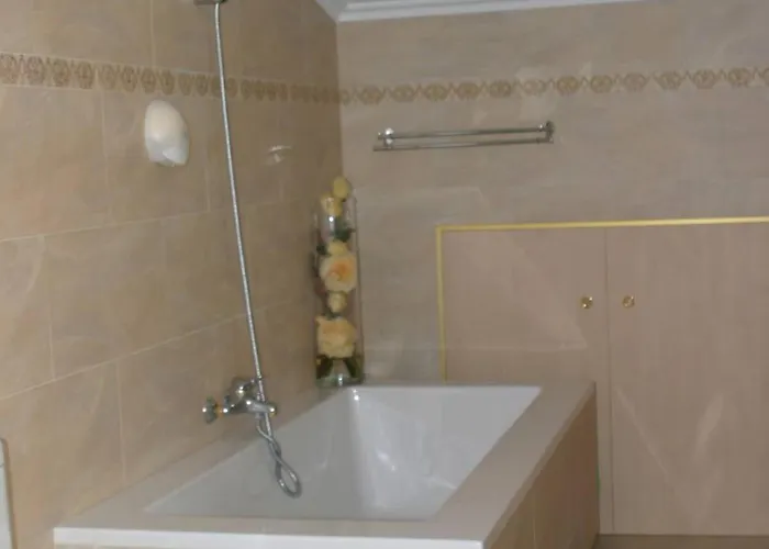 With Key, Shared Bathroom Wifi